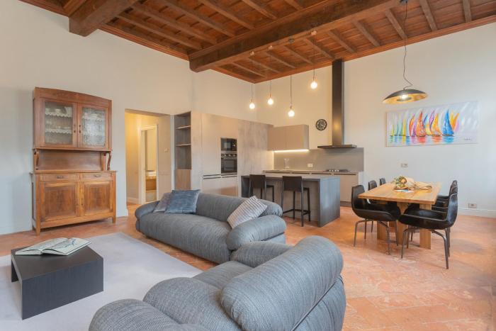 Torno Design Apartment by RentComo