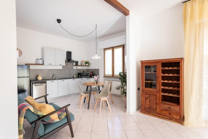 Ampio monolocale con piscina