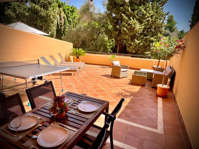 Marbella (Elviria) 2-bed apartment
