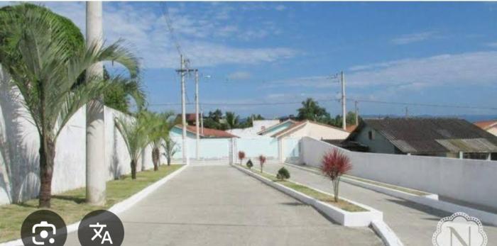 Casa térrea com 2 quartos em Itanhaem