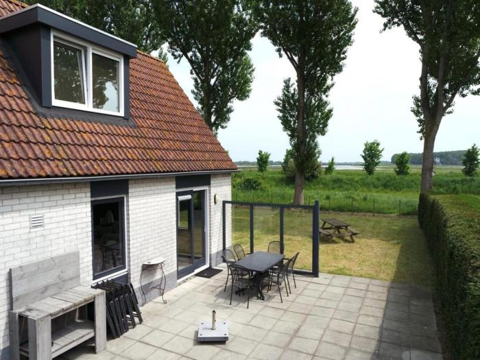 Holiday home near Waterdunen for 6
