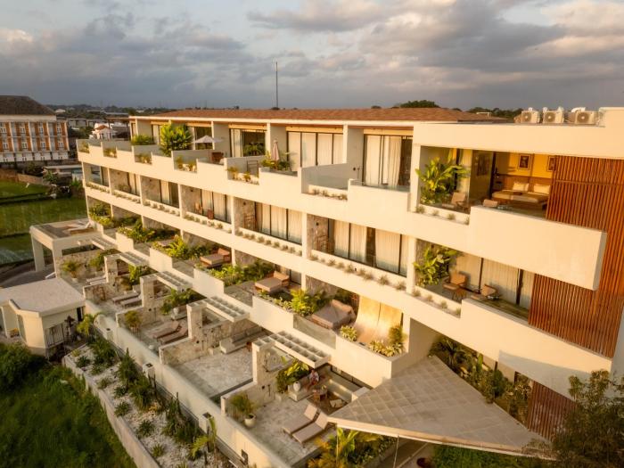 Sore Escape Tumbak Bayuh by Betterplace