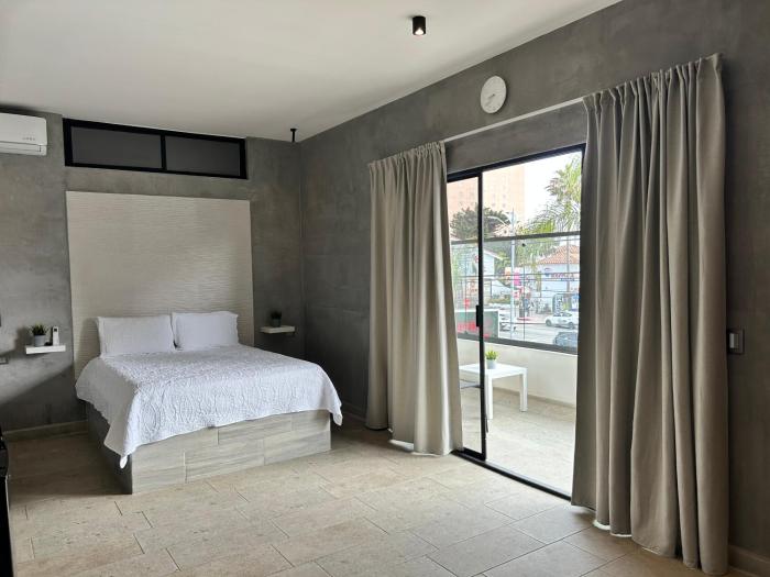 Habitación Moderna y Céntrica con Balcón y Piscina climatizada