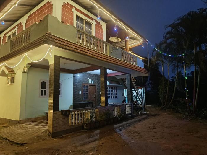 NISHANI ESTATE Homestay