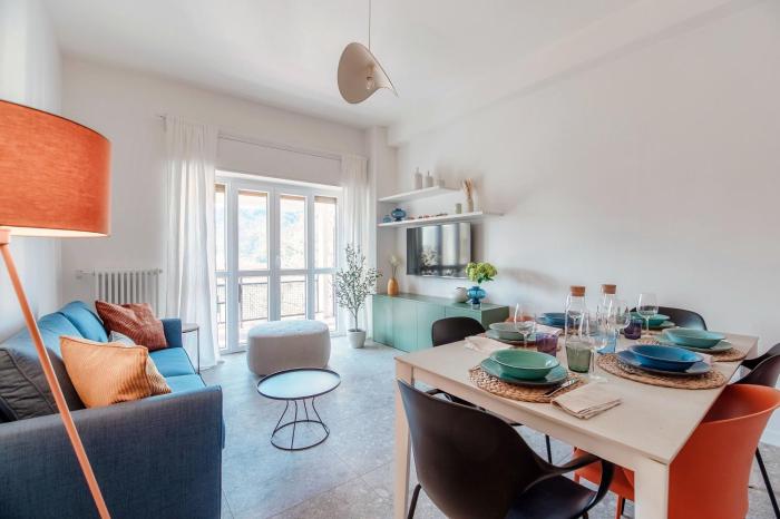 The Como Hills - by MyHomeInComo