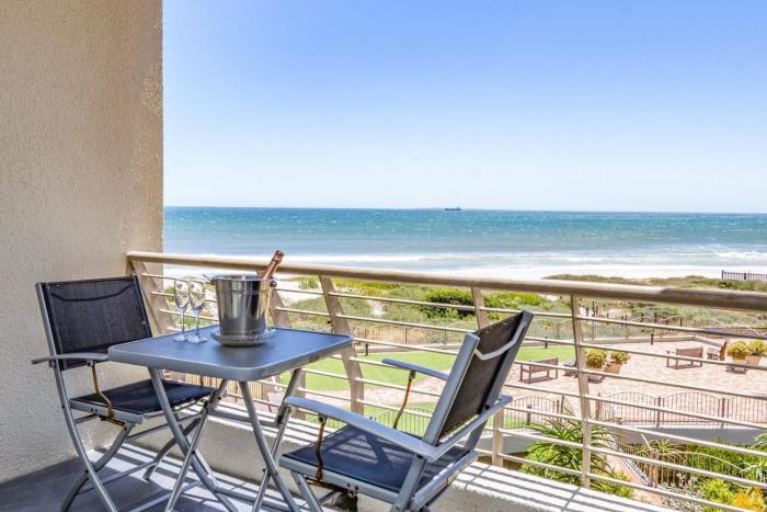 Family Apartment with Uninterrupted Ocean Views