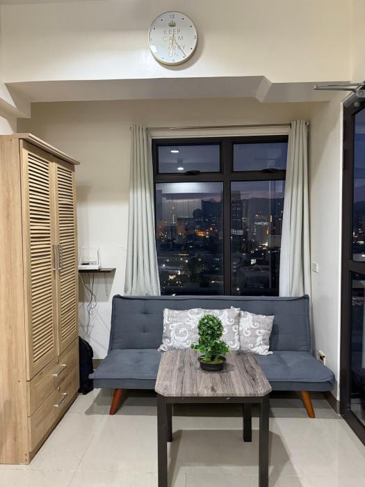 Heart of Cebu Cozy Studio with Pool, Gym, Wifi and Netflix near Cebu City,Ayala and IT Park