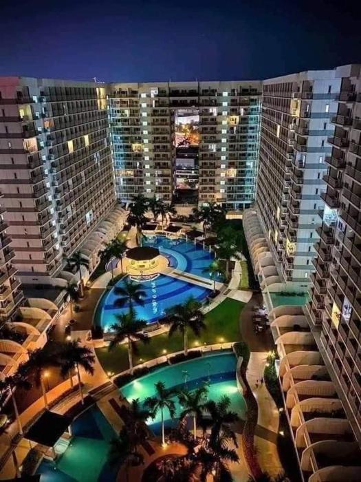 Staycation Near Mall of Asia