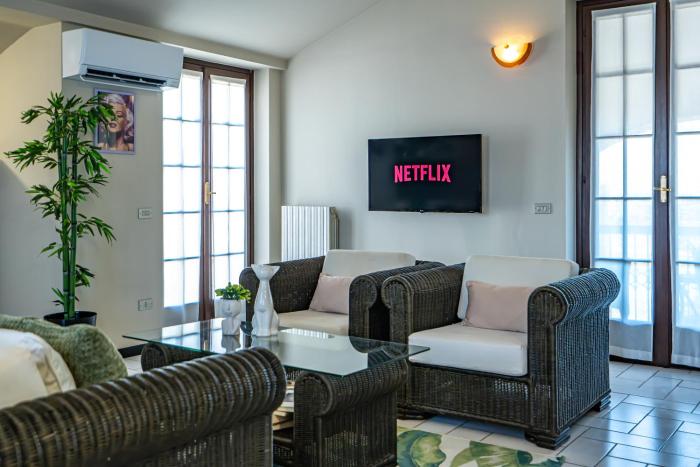 Under the stars, 10 minutes from Lake Garda