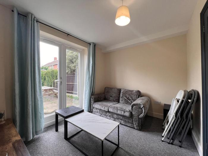 4 Bed 4 En-suite House on Edge of City