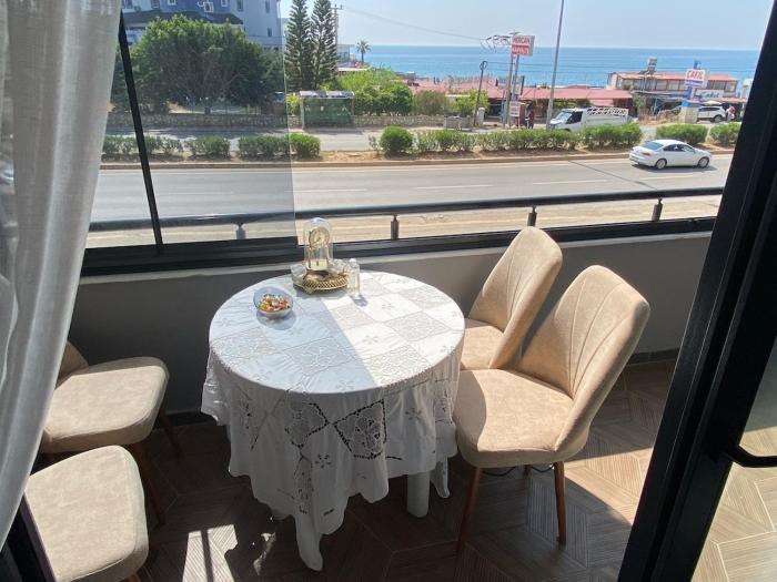 Modern and Cozy 1BR with Mediterranean Charm