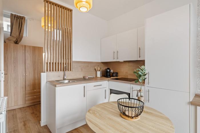 Studio with outdoor area 10 min from Rouen