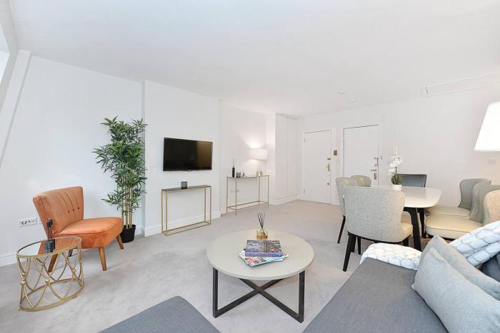 Cadogan Square Penthouse - Best Location