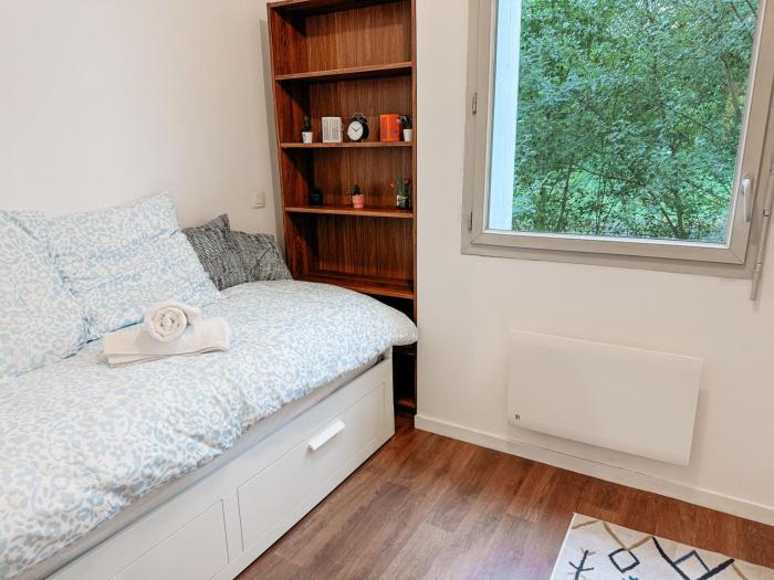 Apartment 10 mins from Paris