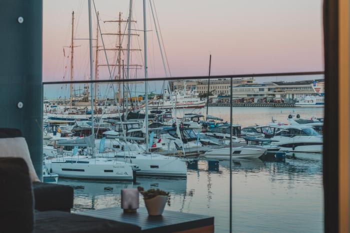 Yacht Park Marina ekskluzywny apartament z widokiem na Marinę Gdynia