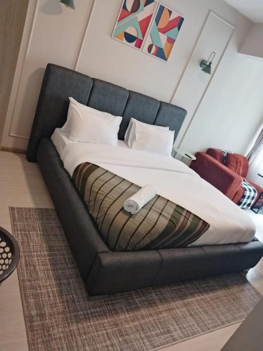 Royal Oaks Recedency