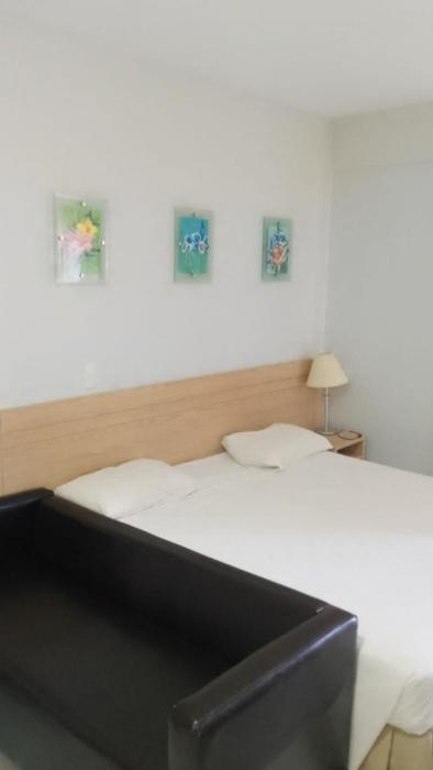 Goldem Dolphin Express