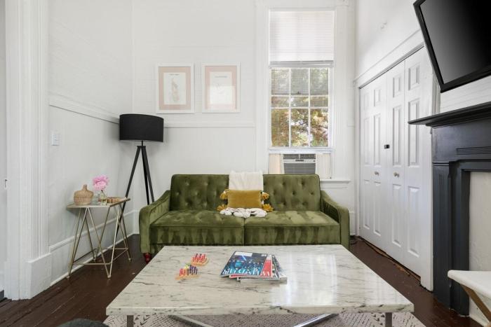 Steps to King! - Dreamy Stay for Curious Explorers