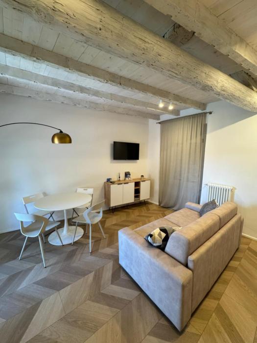 Pedroom Via San Tomaso