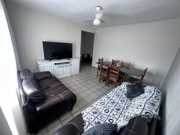 Espaçoso Apto 4 quartos a 350m da Praia do Forte
