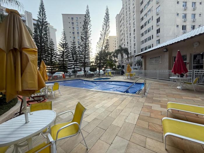 Apartamento com piscina próximo ao Rio Centro e praia