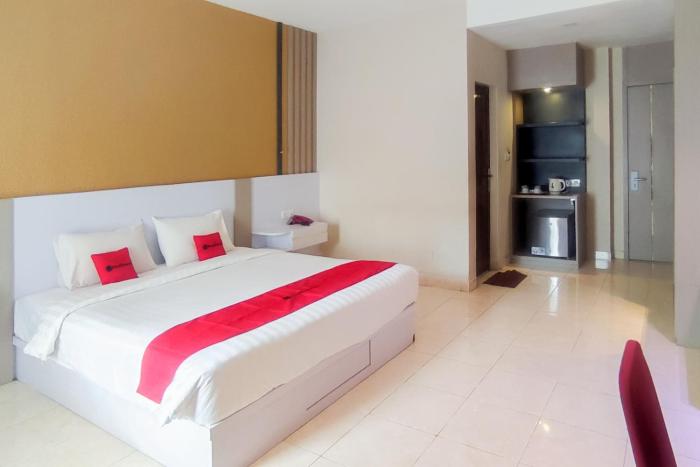 RedDoorz Syariah at Edotel Bundo Kanduang Padang