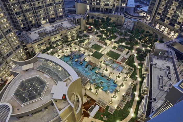 Taman Anggrek Residence - Spacious Balcony