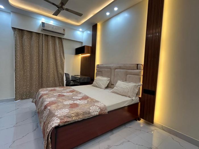 Urban Hideaway Studio Retreat By Aqqua Suites Noida Extension