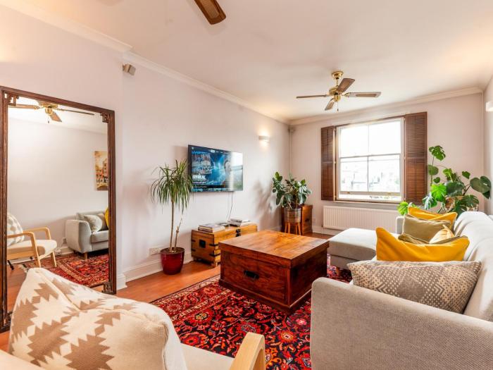 Pass the Keys Charming 2 Bedroom by Hyde Park in Notting Hill