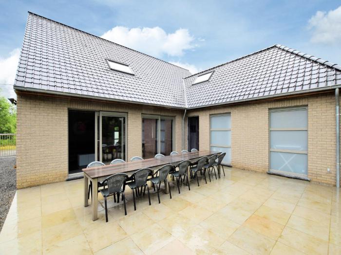 Luxurious Home with Sauna