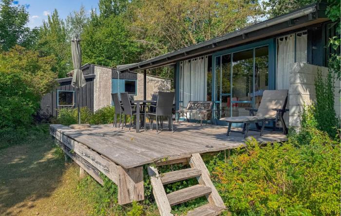 2 Bedroom Gorgeous Home In Knebel