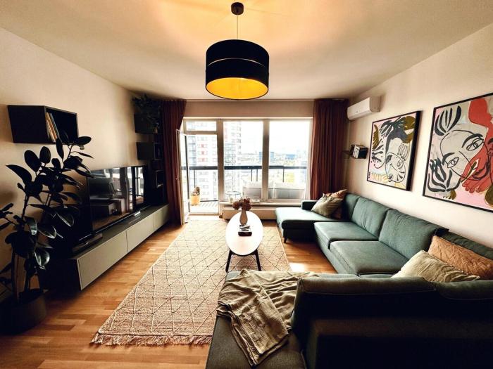 1BR with best view of the city