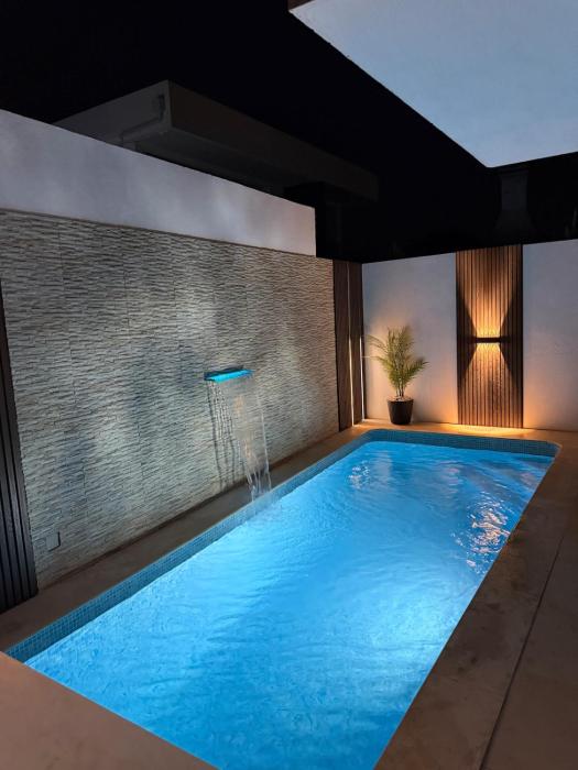 JolikaS House private Heated Pool