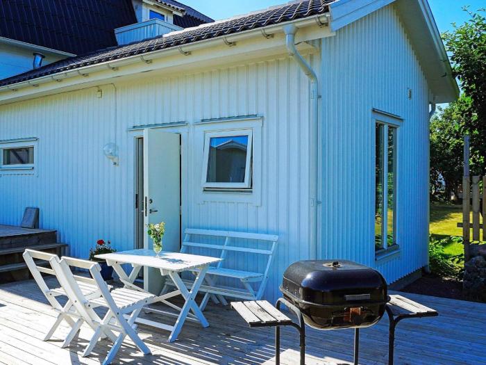 4 person holiday home in Økerø