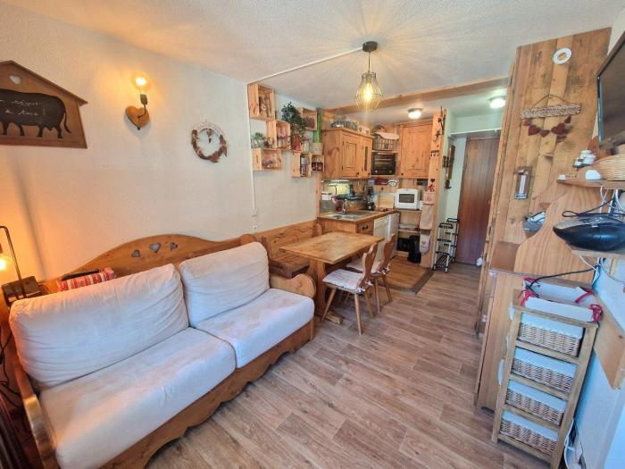 Charmant 2P rénové, 4 pers, balcon, proche pistes - FR-1-265-251