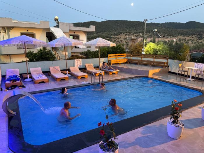 Center Sunrise Hotel