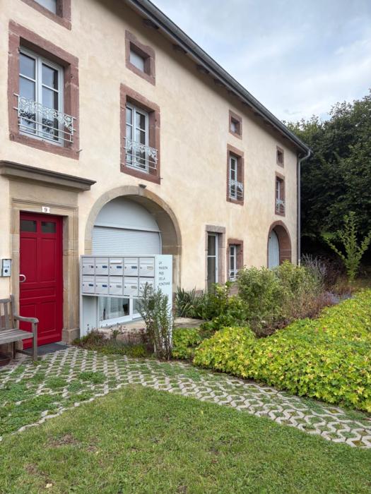 La maison près de la fontaine B&B paisible 1