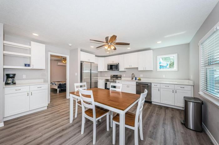 2 Bedroom Beachside Suite