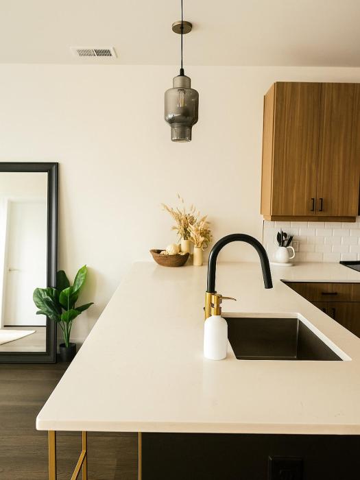 Luxury Stay In Midtown, 4 minutes to Mercedez Benz Stadium and more!