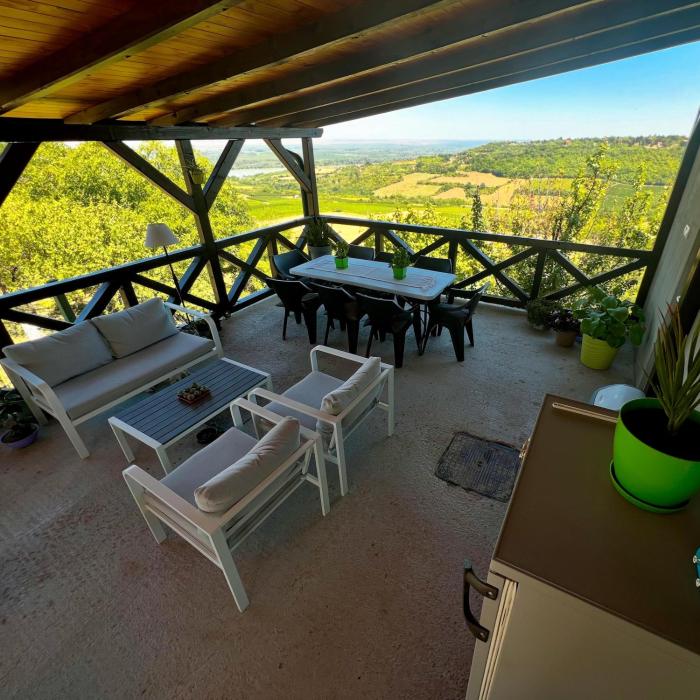 Pokito House on the Hill