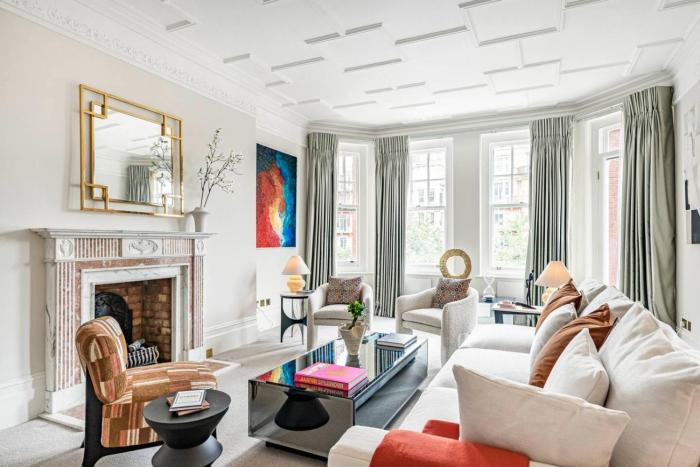 Royal Holland Park - Central AC and Elevator