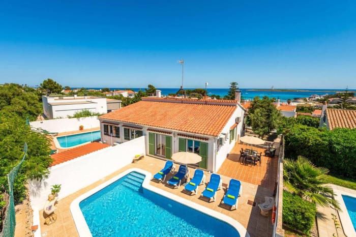Villa De La Luz by Villa Plus