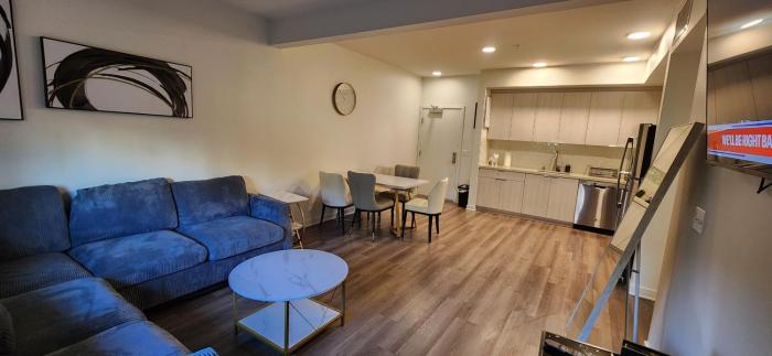 Amazing 2bdr Huntington Beach Home
