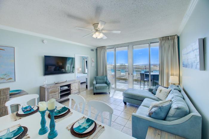 Waters Edge 111 - Ground Floor - Beach Front - Steps to Pool and Sand - Free Beach Svc