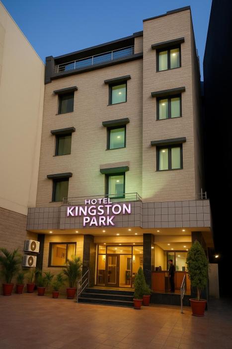 Hotel Kingston Park, Karol Bagh, New Delhi - 2 Mins from Metro