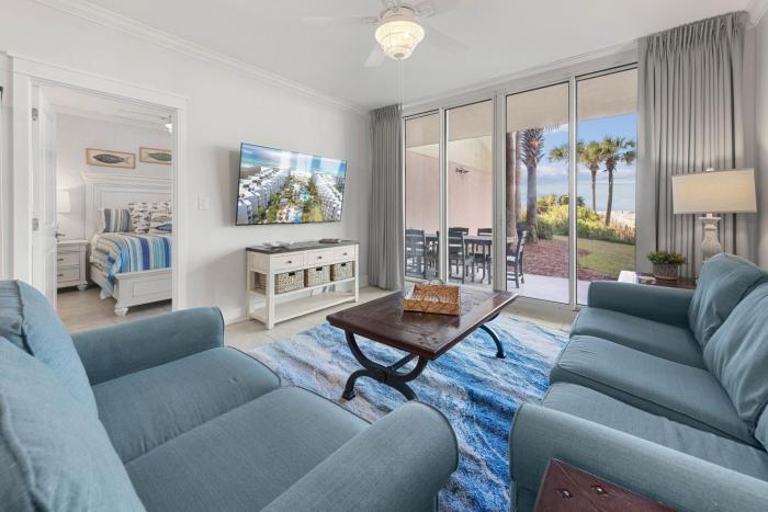 Waterscape B105 - Free Beach Service & Gulf Views!