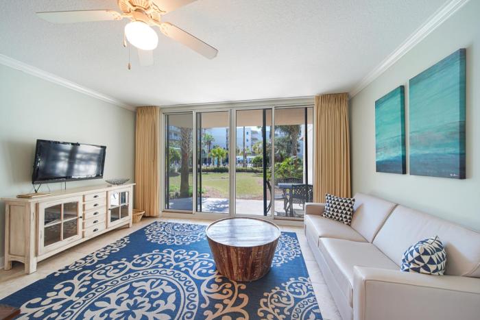 Waterscape B228 - Ground Floor - Walk Right Out to the Pool! - Free Beach Service