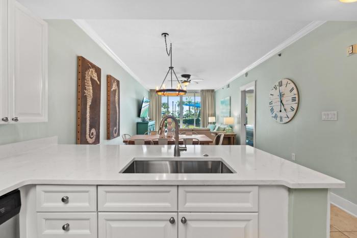 Waterscape C202 - Ground Floor - Handicap Accessible - Walk Right Out to the Pool!!