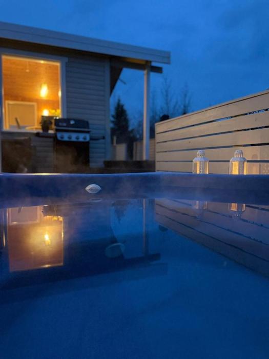 Galdur Cottage- heart of Golden Circle with hot tub
