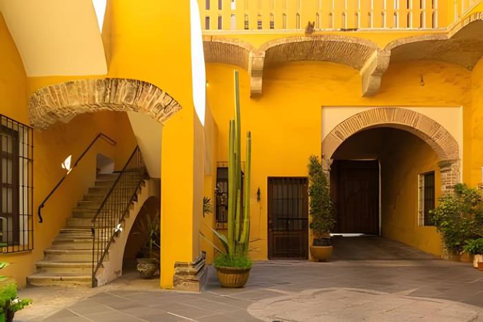 17th Century “Casa de la Virgen” | 5Beds + Parking